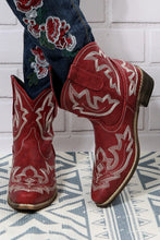 Load image into Gallery viewer, Women&#39;s Western Cowboy Style Boots
