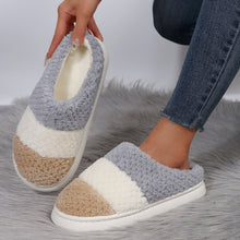 Load image into Gallery viewer, Two-tone Knitted Warm Homewear Slippers
