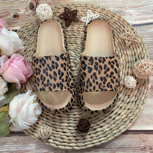 Load image into Gallery viewer, Adult and Kid Leopard Thick Sole Slippers
