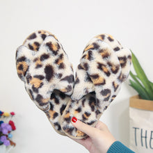 Load image into Gallery viewer, Leopard Cross Fur Slippers
