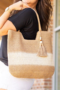 Straw Woven Tassel Decor Tote Bag