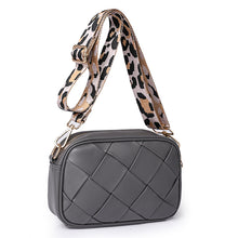 Load image into Gallery viewer, Women Woven Crossbody Bag
