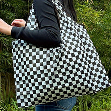 Load image into Gallery viewer, Checkered Print Large Capacity Canvas Shoulder Bag
