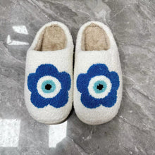 Load image into Gallery viewer, Fuzzy Flower Pattern Homewear Slippers
