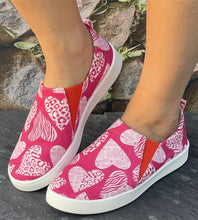 Load image into Gallery viewer, Pink Heart Shaped Criss Cross Slip On Canvas Shoes
