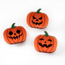 Load image into Gallery viewer, Halloween Pumpkin Grabs
