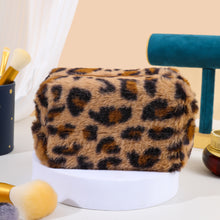 Load image into Gallery viewer, Leopard Print Zipper Plush Cosmetic Bag
