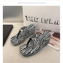 Load image into Gallery viewer, New High-Heeled Herringbone Beach Sandals
