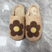 Load image into Gallery viewer, Fuzzy Flower Pattern Homewear Slippers
