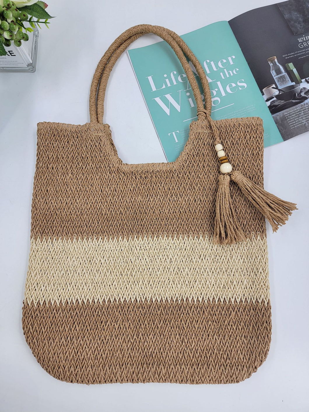 Straw Woven Tassel Decor Tote Bag