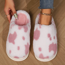 Load image into Gallery viewer, Soft Cow Slippers
