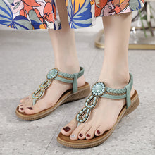 Load image into Gallery viewer, Comfortable Round Toe Beach Resort Sandals
