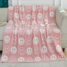 Load image into Gallery viewer, Half-Fleece Smiley Blanket
