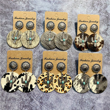 Load image into Gallery viewer, Western Vintage Earrings
