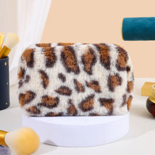 Load image into Gallery viewer, Leopard Print Zipper Plush Cosmetic Bag
