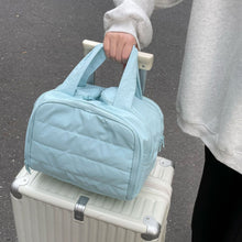 Load image into Gallery viewer, Simple And Lightweight Large Wide-Opening Toiletry Bag
