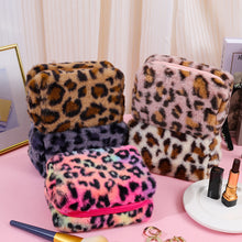 Load image into Gallery viewer, Leopard Print Zipper Plush Cosmetic Bag
