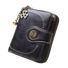 Load image into Gallery viewer, Vintage Buckle Cropped Wallet Clutch Bag

