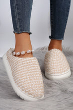 Load image into Gallery viewer, Two-tone Knitted Warm Homewear Slippers
