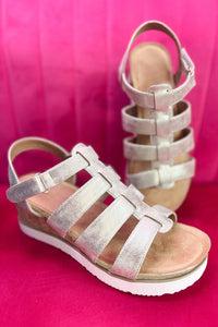 Hollowed Straps Wedge Sandals