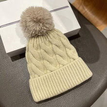 Load image into Gallery viewer, Winter Cashmere Wool Padded Thickened Women&#39;s Hat
