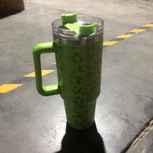 Load image into Gallery viewer, Preorder-Leopard Stainless Steel Handle Insulated Mug-green
