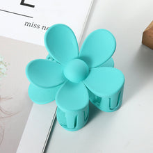 Load image into Gallery viewer, Flower Hair Clips - KOC
