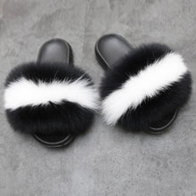 Load image into Gallery viewer, Tiosebon Fur Slippers - KOC
