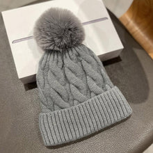 Load image into Gallery viewer, Winter Cashmere Wool Padded Thickened Women&#39;s Hat
