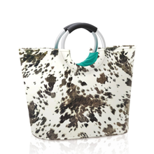 Load image into Gallery viewer, Printed Neoprene Insulated Picnic Bag
