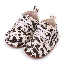 Load image into Gallery viewer, Baby Toddler Soft Sole Shoes
