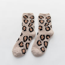 Load image into Gallery viewer, Leopard Print Soft Women Fuzzy Socks|12pc
