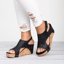 Load image into Gallery viewer, Fashion Platform Sandals-black
