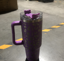 Load image into Gallery viewer, Preorder-Leopard Stainless Steel Handle Insulated Mug-Dark Purple
