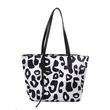 Load image into Gallery viewer, Leopard Print Shoulder Tote Bag
