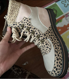Leopard Print Round Toe Martin Boots-Pink